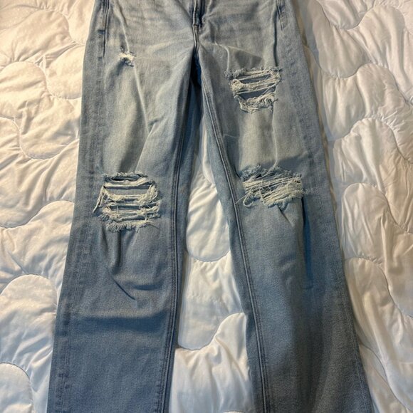 American Eagle Jeans Size 6 Regular Inseam 27 inches Mom Straight Stretch - Picture 1 of 13